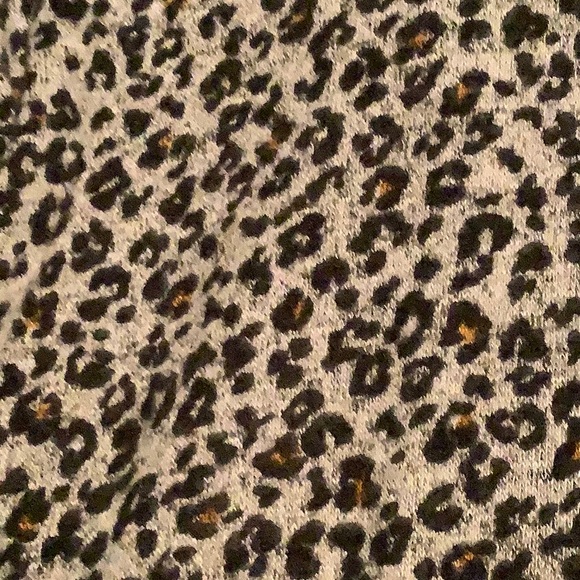 Jane and Delancey Tunic/Sweater Shirt, long sleeve. - Picture 6 of 6